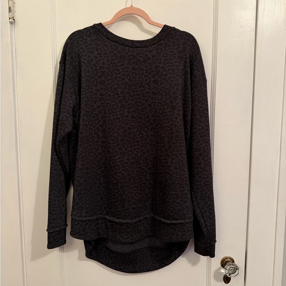 NWT Black/Gray Leopard Print Crewneck